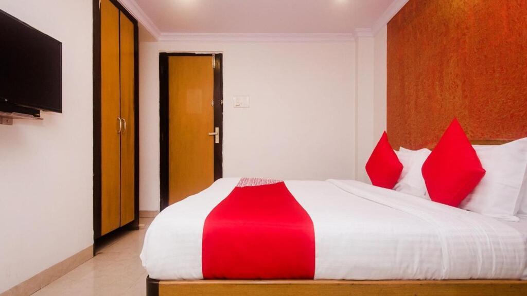 Belapurpada Hotel Palm Star מראה חיצוני תמונה